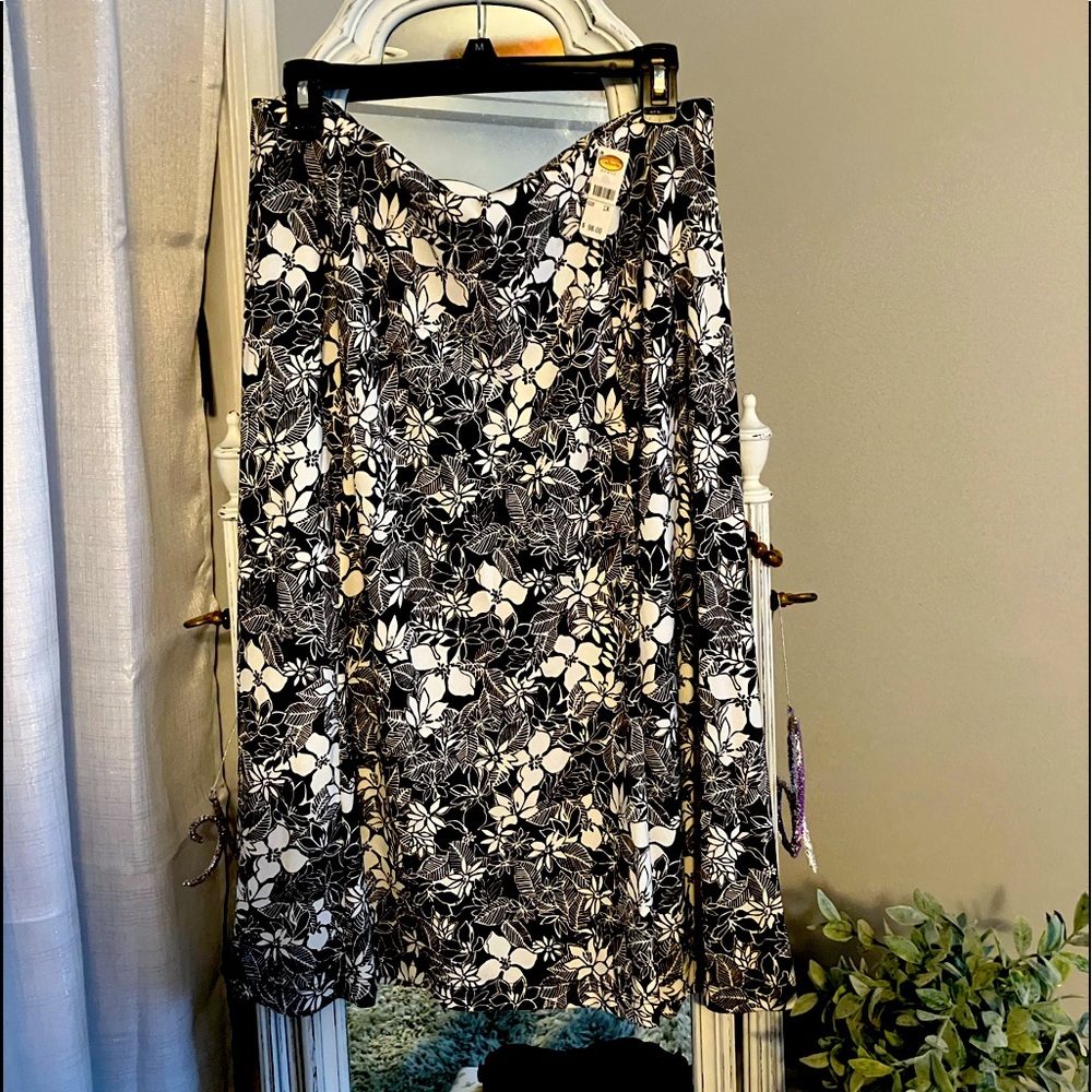 Skirt- NWT~ Talbots 1X